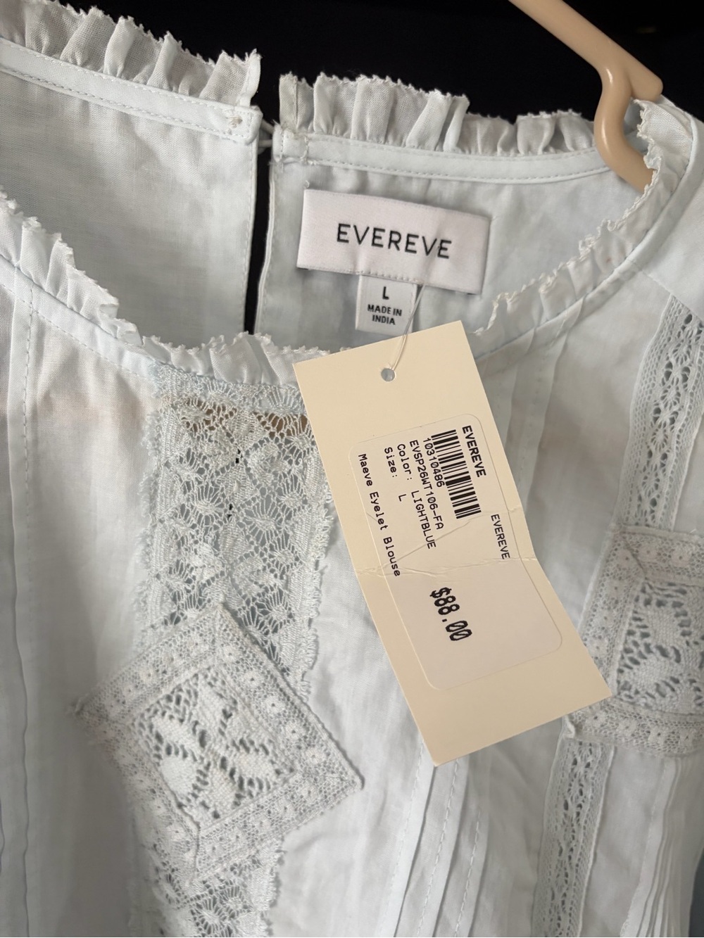 Evereve Victorian Pintuck
Crochet Lace Detail Pale Blue
Blouse Boho - Picture 3 of 3